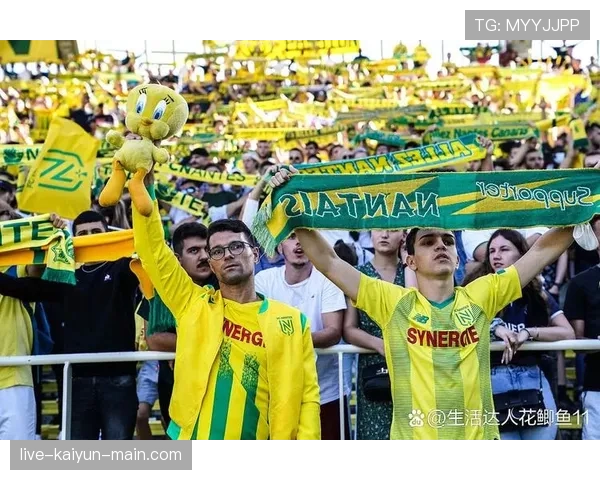 多特蒙德防线频频被打穿，全队站位混乱成主要症结