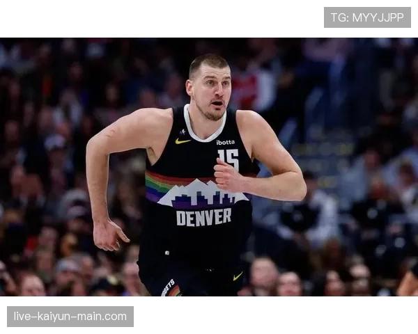 较上季更常挡拆发起，约基奇助攻型内线效率跃升